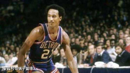 太阳报：C罗准备在马德里开一家私人会所，会费最高13000英镑