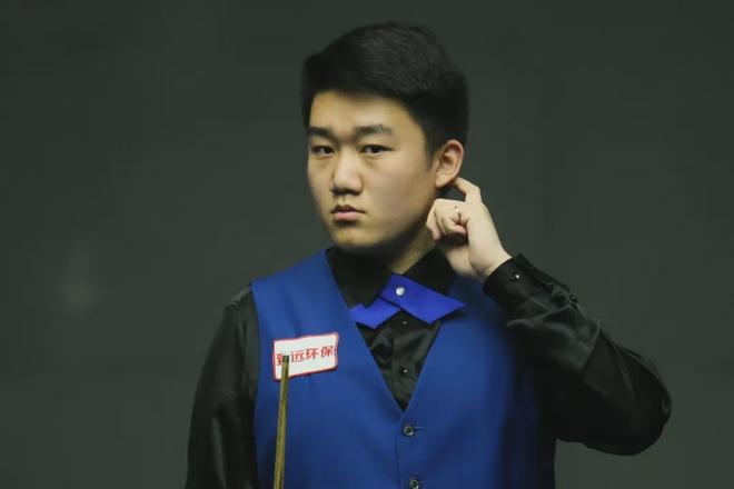 早报：曼联1-1西汉姆，米兰0-1拉齐奥意杯出局