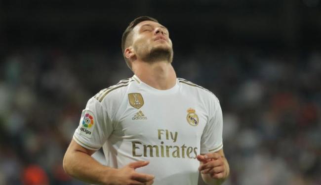 球星赛后发文鼓励全队：继续战斗