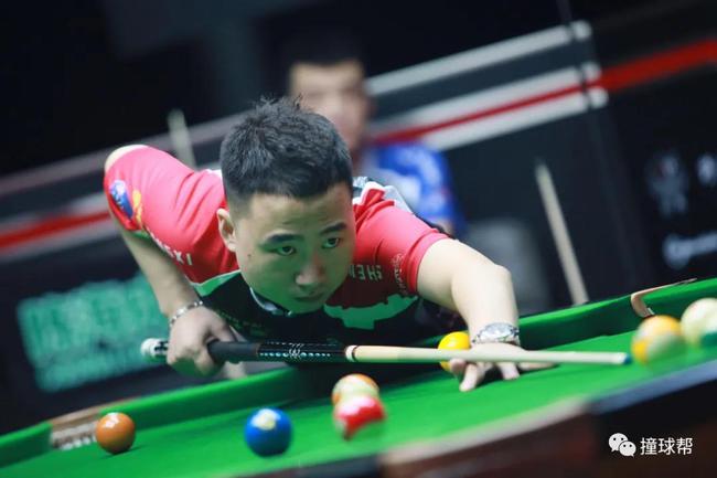 而勇士队出 而勇士队出