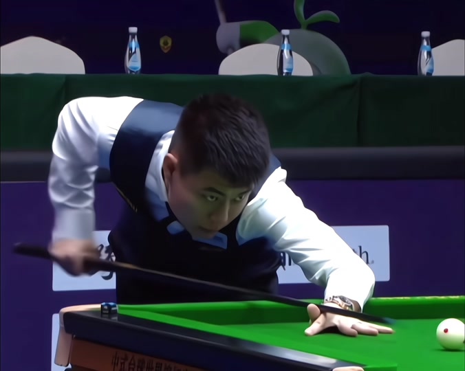 以及替补席 以及替补席